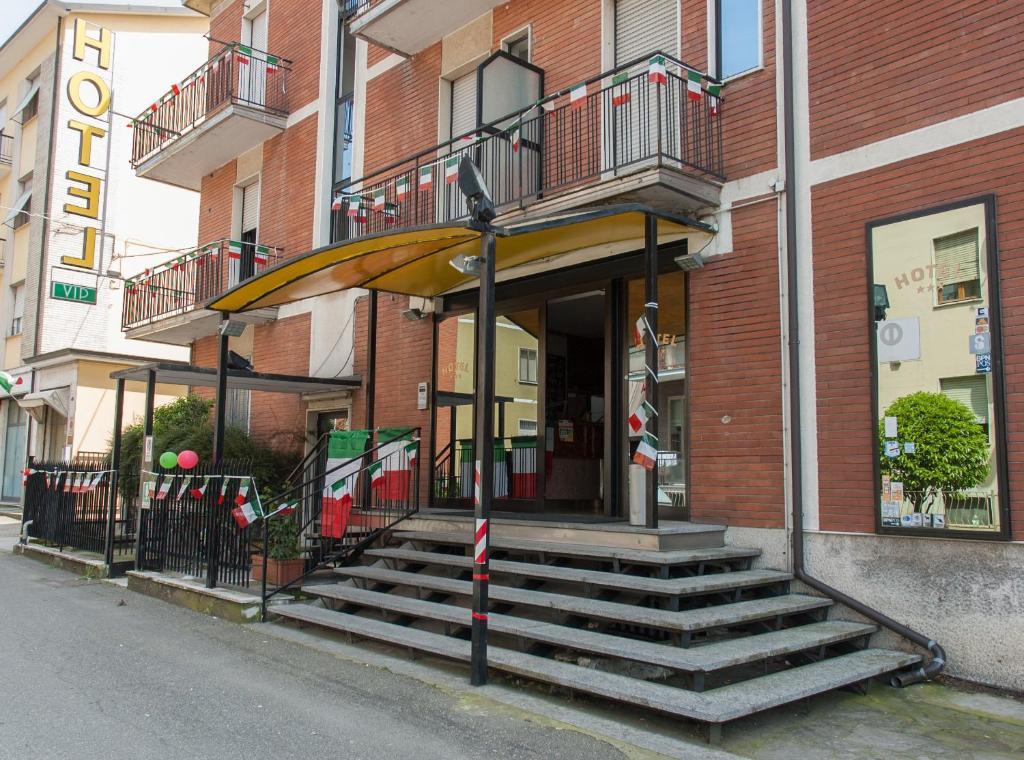 Vip Hotel Piacenza Zewnętrze zdjęcie