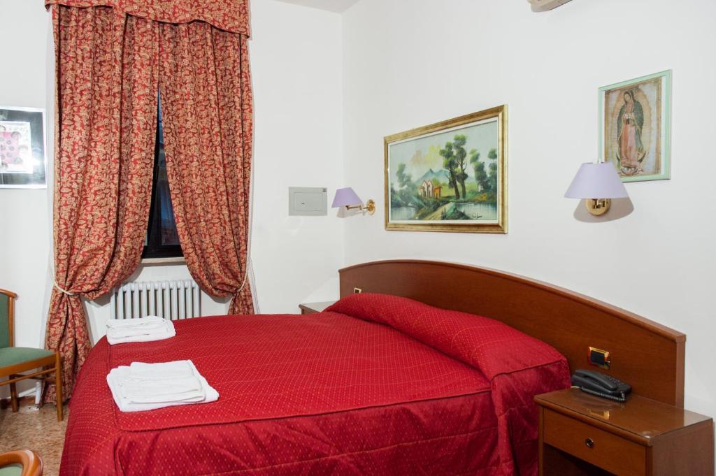Vip Hotel Piacenza Pokój zdjęcie