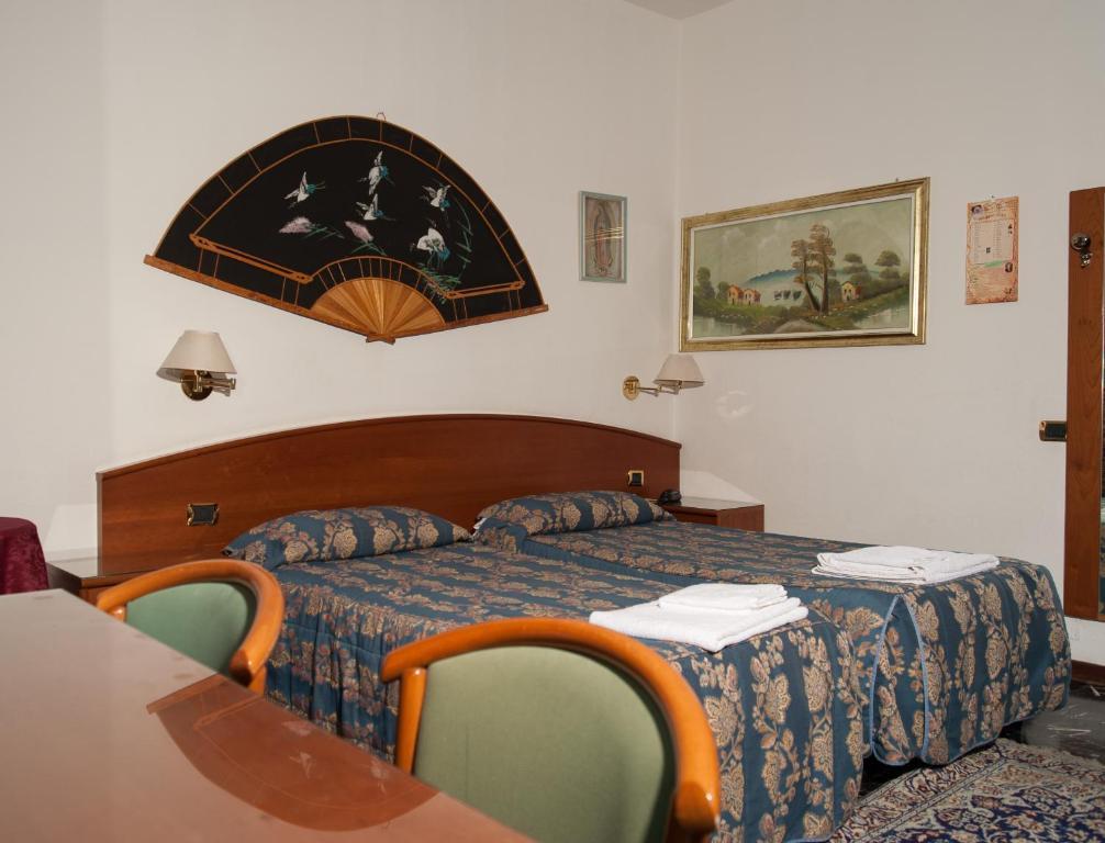 Vip Hotel Piacenza Zewnętrze zdjęcie